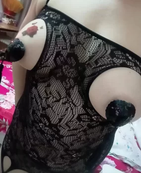 巨乳熟女蔷薇