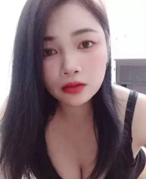 龙华大胸妹茜茜