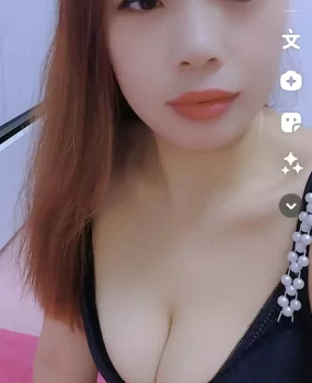 泻火巨乳少妇