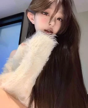 丰满性感小野猫