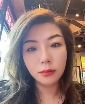 潘家园大胸少妇