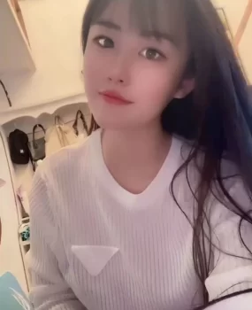 哈尔滨，00年，清纯妹妹，真人比照片好看，36B胸