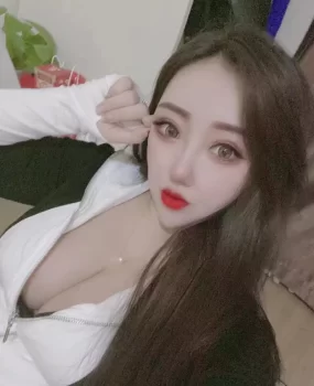 年轻会玩风骚