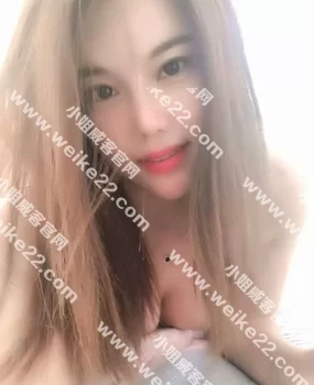 大东高颜值服务系兼职美女