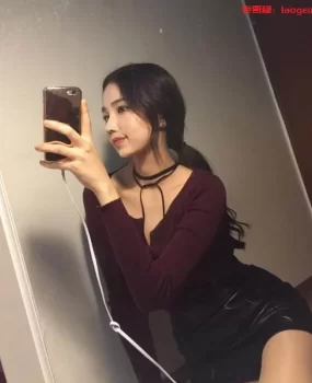 福州清纯小姐姐 毛少水多  多姿丰满