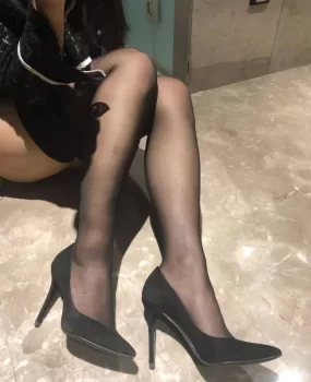 情侣酒店自带服务 诱人